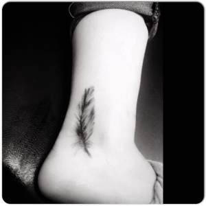 Feather ankle tattooed by Yunyi. For any inquires check us out at http://goldenirontattoostudio.com/ or to book an appointment contact (416)-903-1624 during opening hours 11:00AM-8:00PM